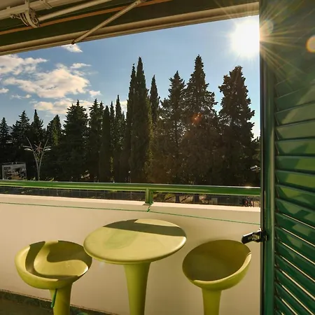 Apartament Jolly